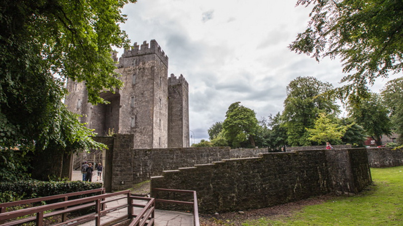 Bunratty Castle & Folk Park 810 x 456