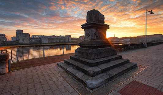 Limerick Edge Embrace. Photo: Piotr Machowczyk