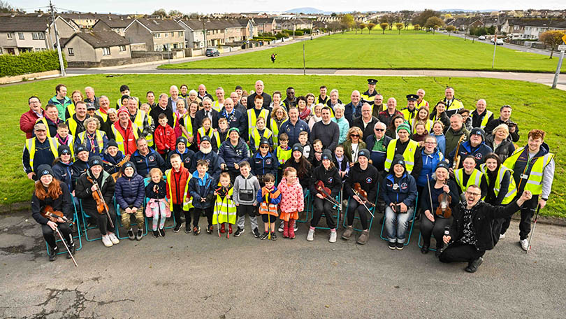 TLC volunteers in Garryowen are pictured with JP McManus, Helen O'Donnell and rugby legend Paul O'Connell. Photo by Diarmuid Greene