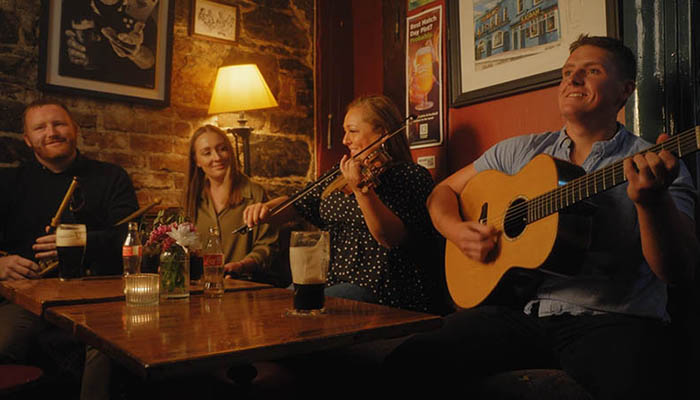 Traditional Irish Music performers in Dolans Pub in Limerick